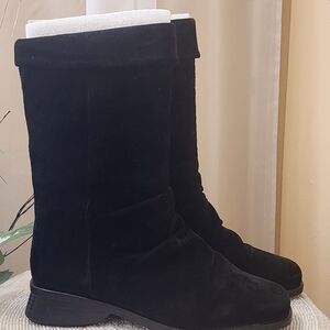 Elegant Markon Black leather  Suede Mid-Calf Fold Over Boot Size 8.5 W.NWT